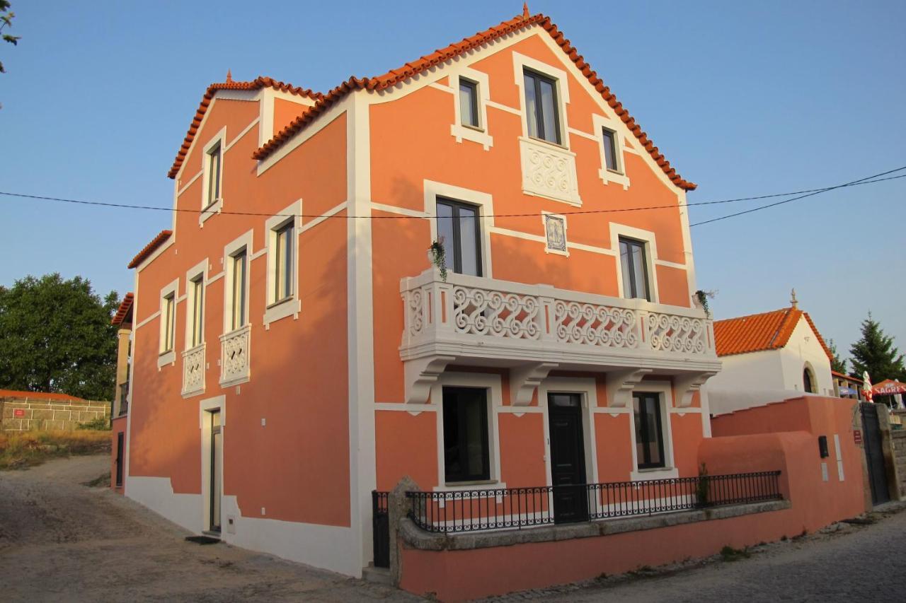 Villa Tauria- Casa De Campo Em Aldeia Medieval Sabugal Exterior foto